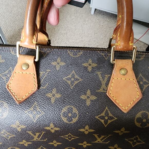 Louis Vuitton Monogram Speedy 35 with COA